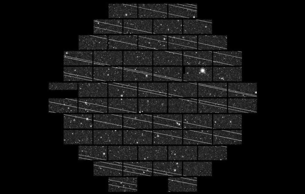 Зображення з обсерваторії Серро-Тололо показує сліди, залишені супутниками Starlink. Space.com. NSF's National Optical-Infrared Astronomy Research Laboratory / CTIO/ AURA / DELVE