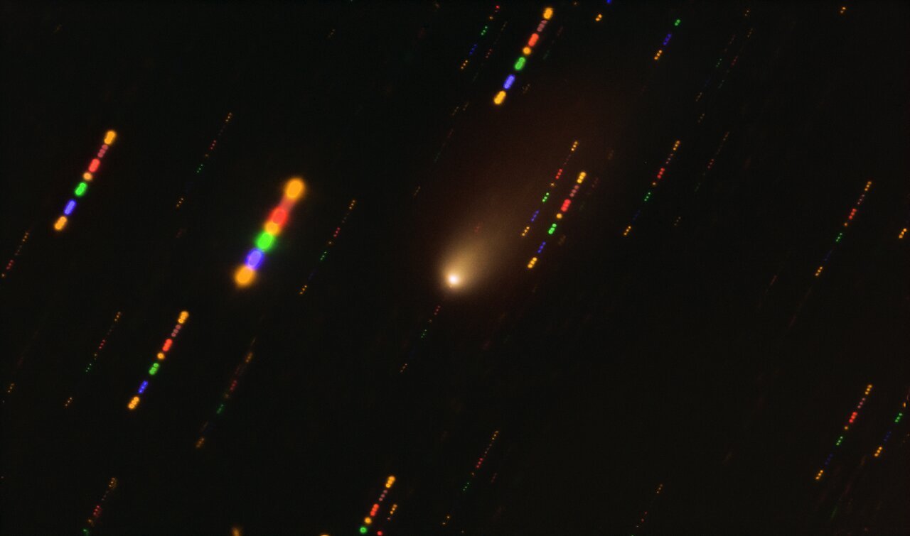 Комета Борисова в об’єктиві телескопа VLT. O. Hainaut / ESO